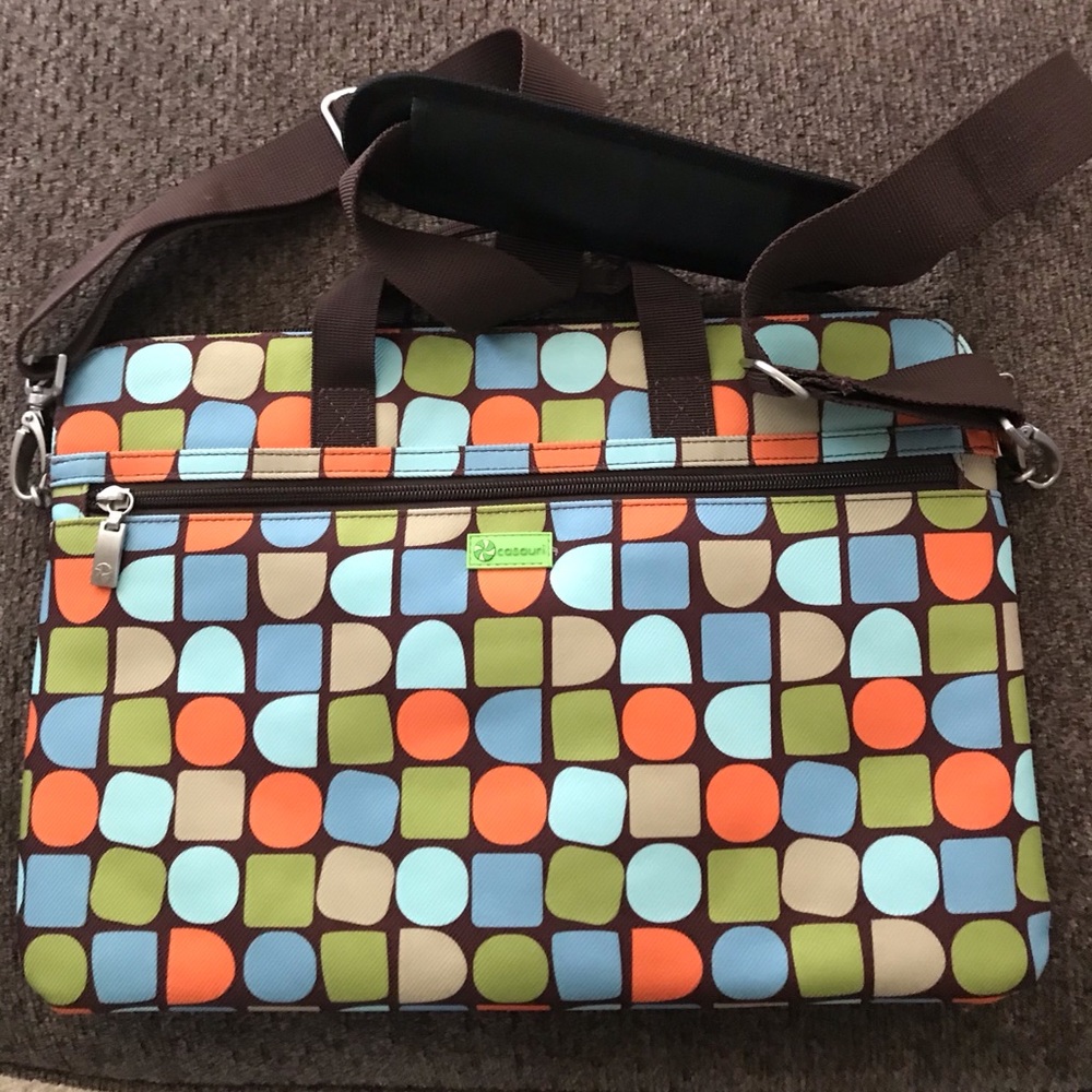 Laptop sleeve